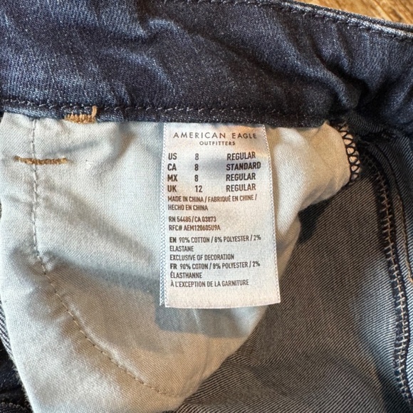 EUC - American Eagle Outfitters Jeans - Picture 9 of 15